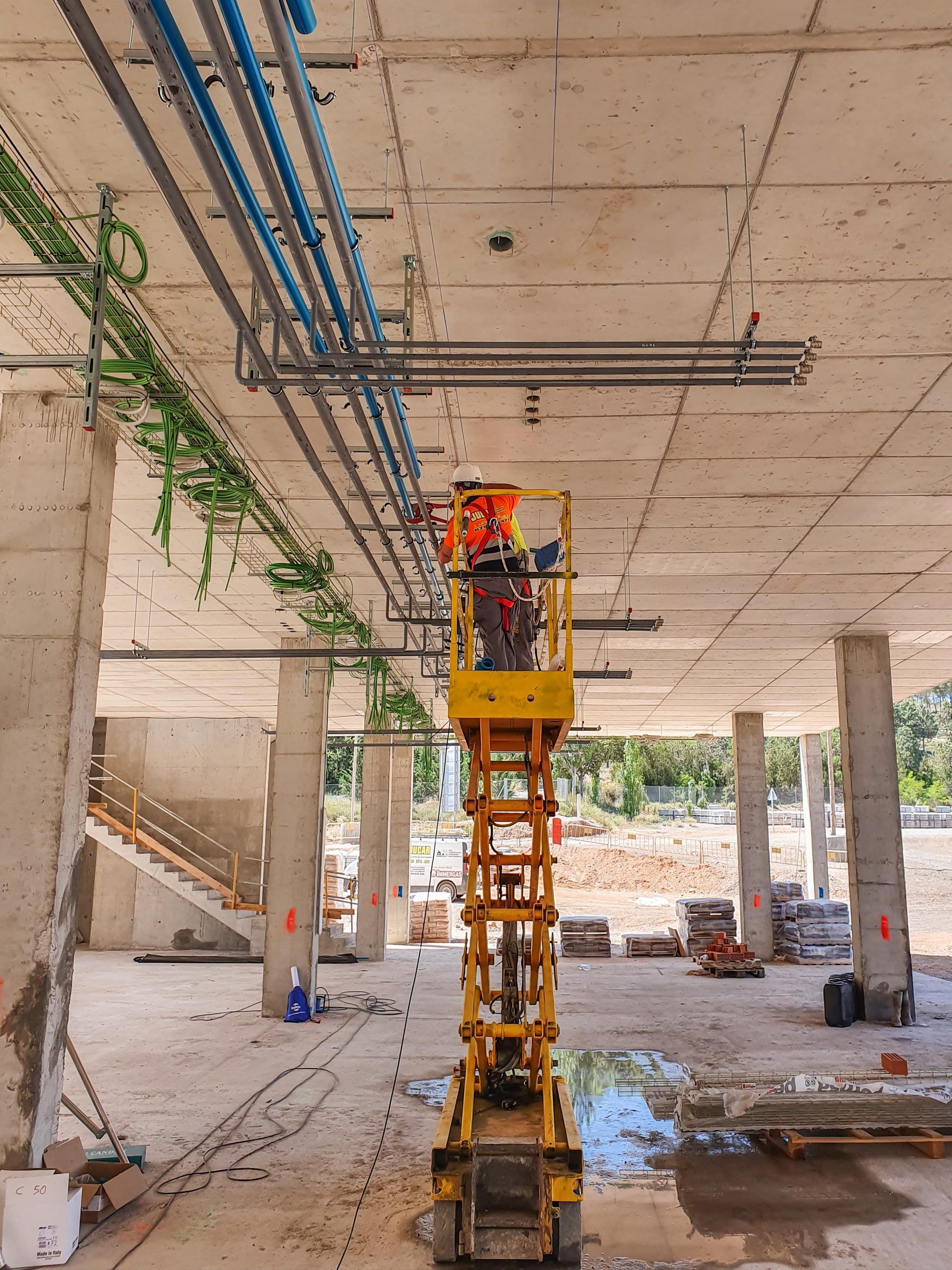 Jucar Teruel detalle maquinas trabajando