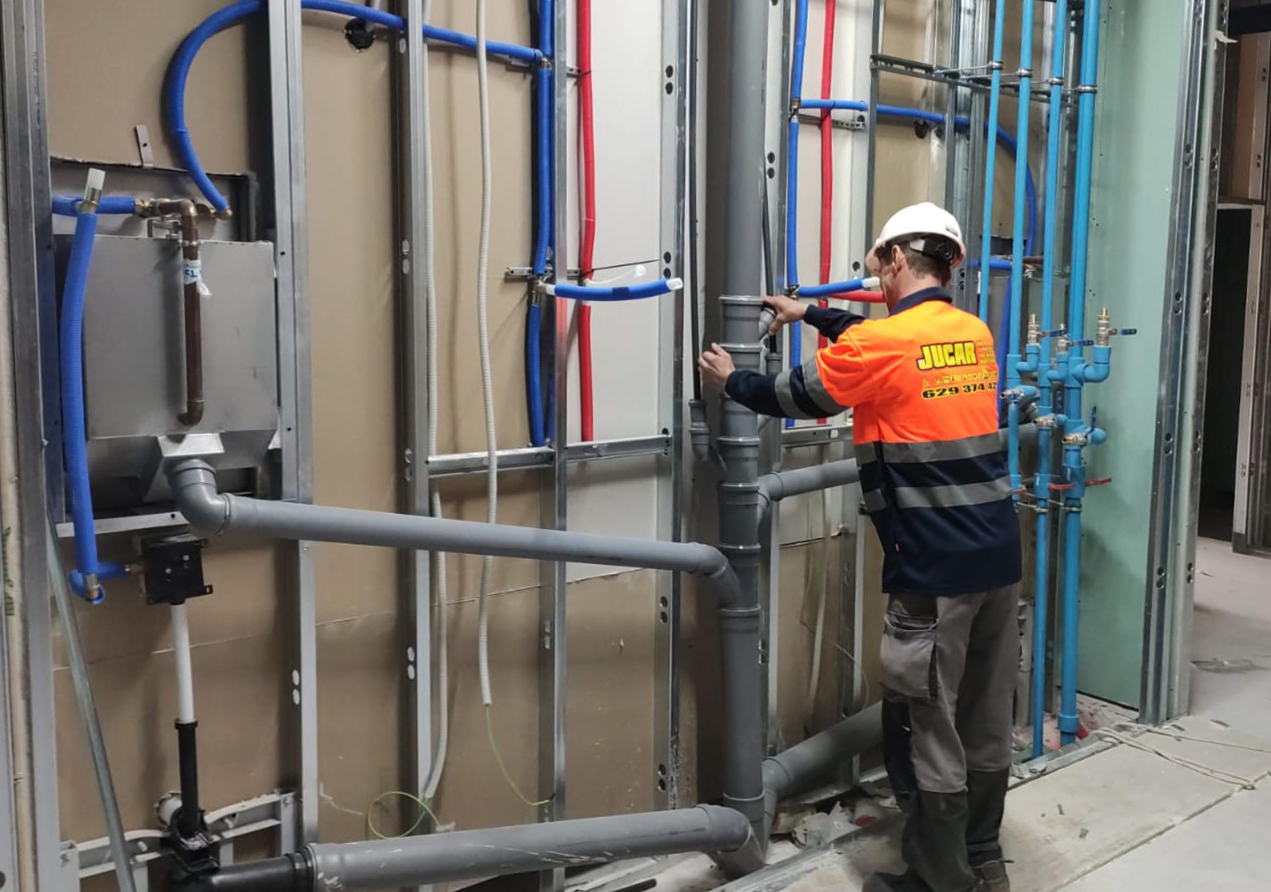 Jucar Teruel detalle maquinas trabajando