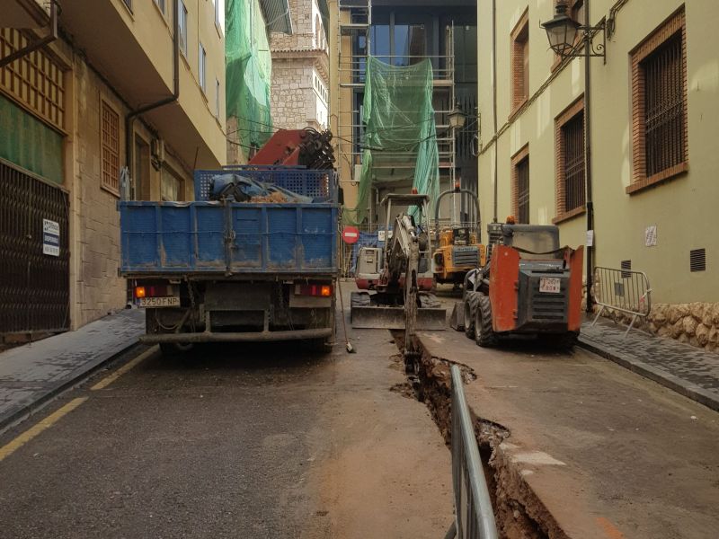 Jucar Teruel detalle maquinas trabajando